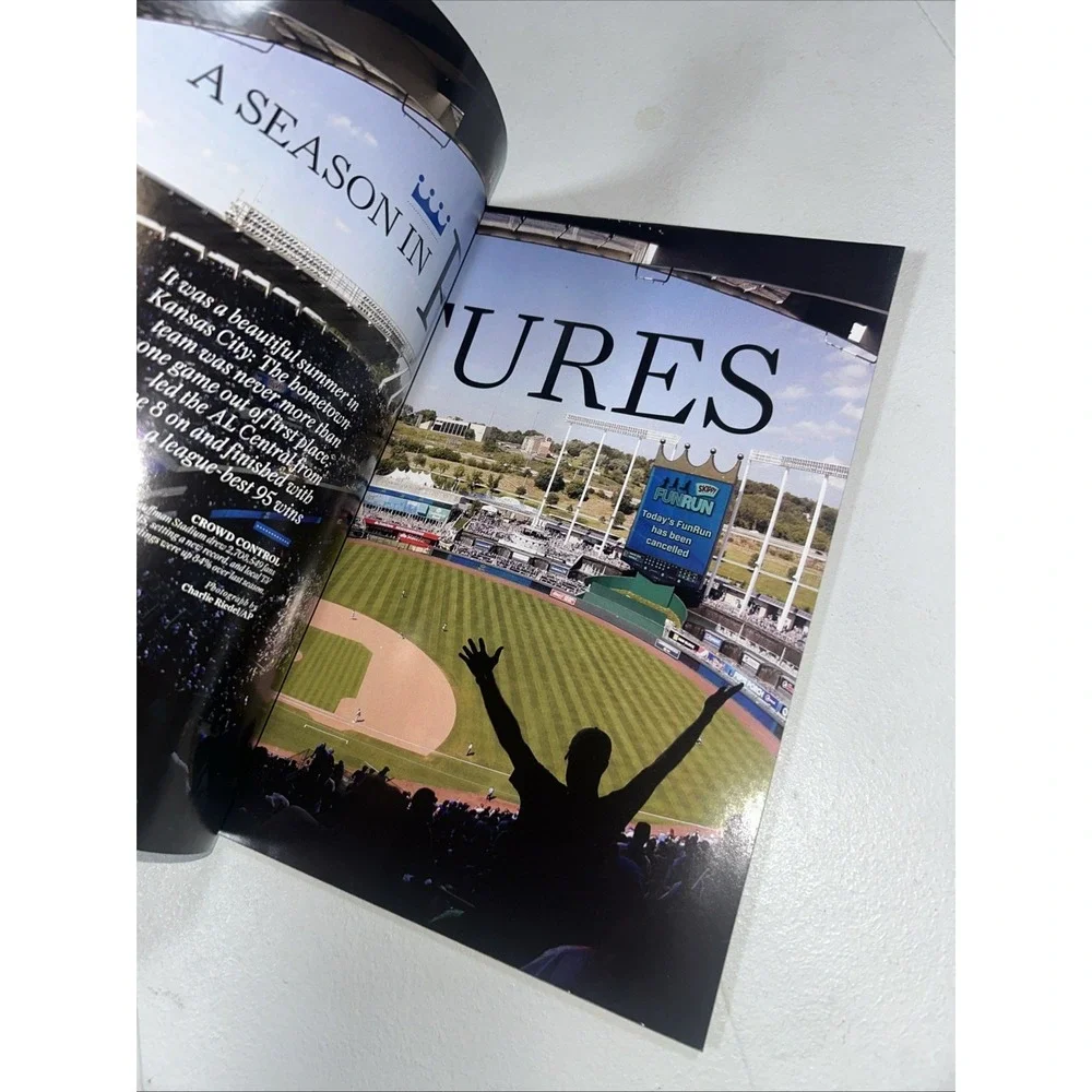 2014 & 2015 Sports Illustrated Kansas City Royals World‎ Series Magazines